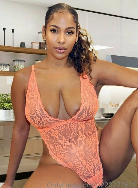 Leiza Mae Keane model nice picture