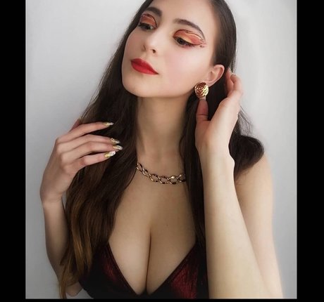 Daniela Derly top pornstar gallery