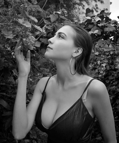 beautiful onlyfans art porn img