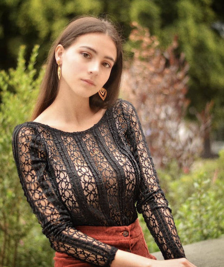 Daniela Derly nude actress pictures