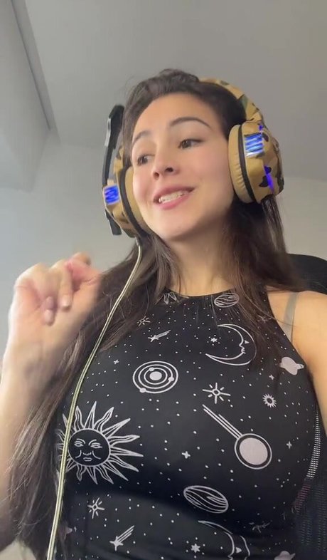 Daniela Derly art actress archive