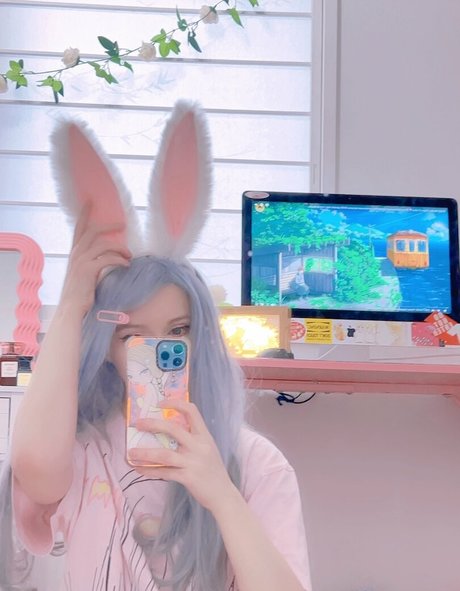 Rachel Blossom nude pornstar pic