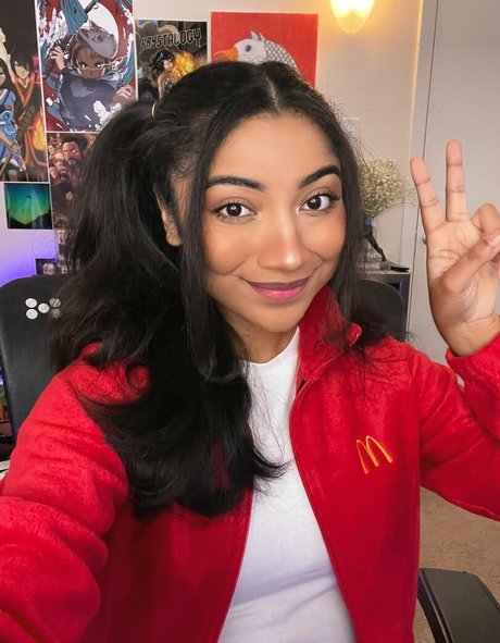 krystalogy pornstar beautiful pictures