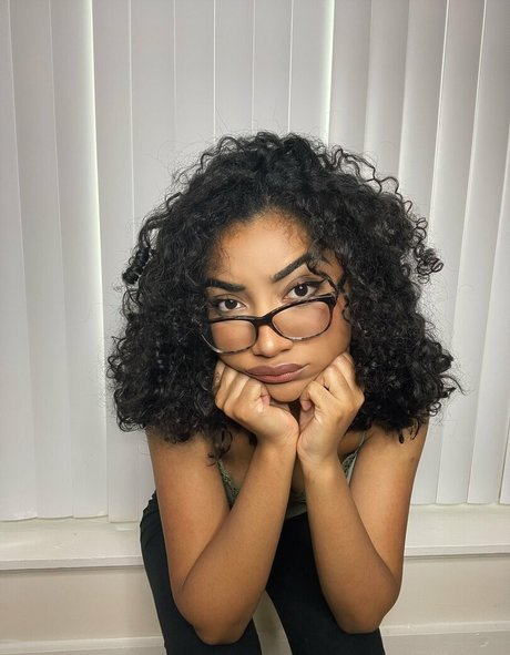 krystalogy model naked galleries