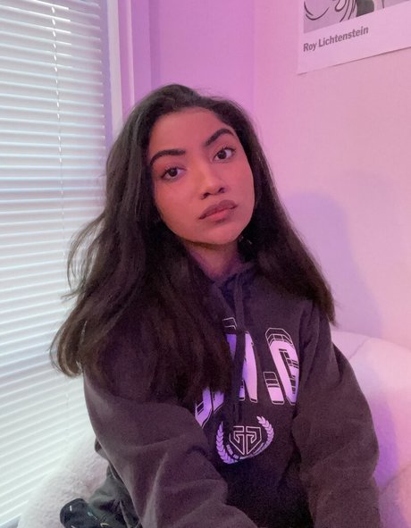 krystalogy sex star img