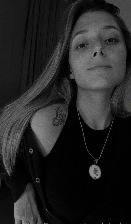 paulybaby pornstar nude pics