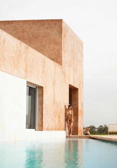 Yeliz Koc model beautiful photo