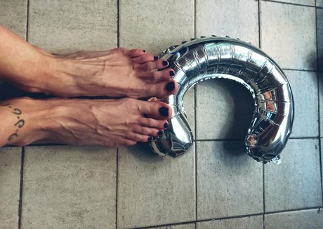 clarita feet nudes pornstar images