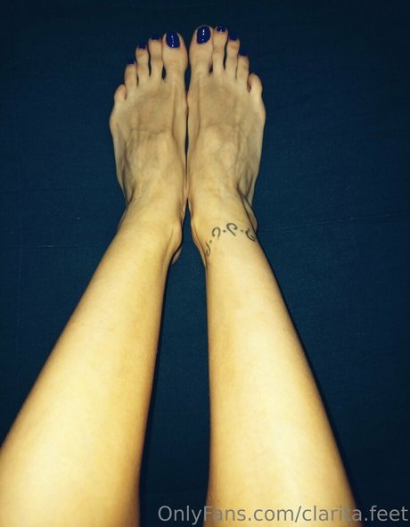 clarita feet hot model archive