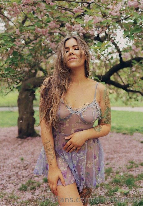 Anita Sadowska hd model photos