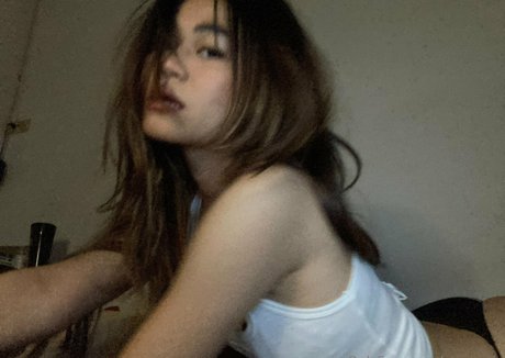 siathedear sexy actress photos