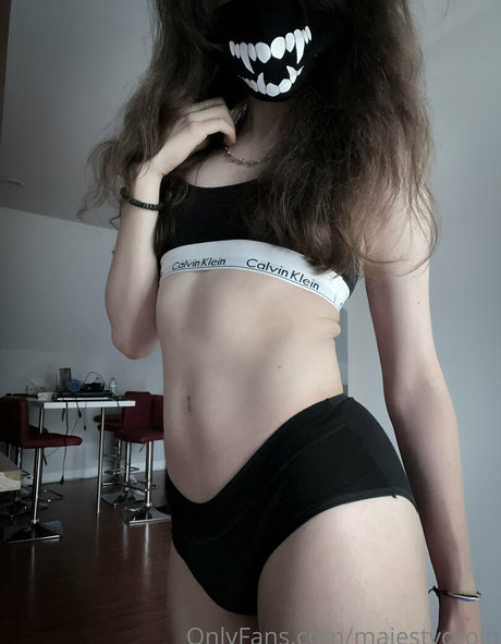 majestycvoid star top pics