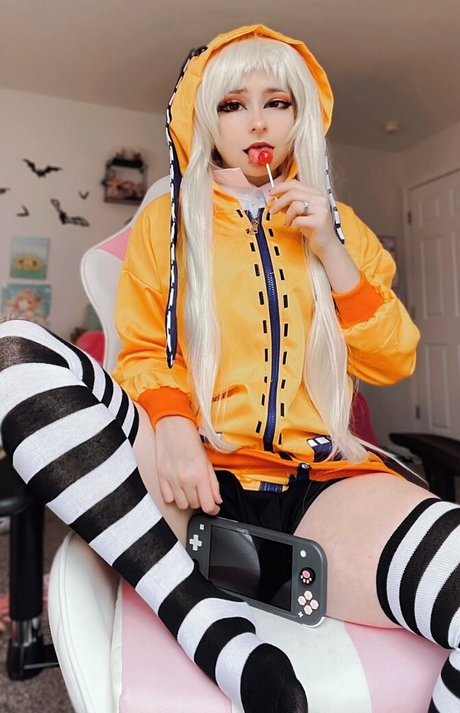 hopeypokey best model pic