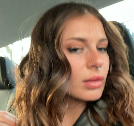 Valerie Moon best actress img