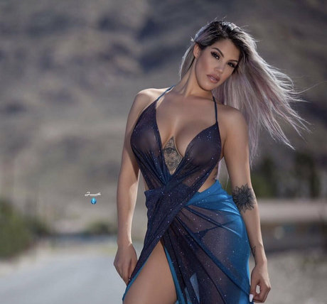 one onlyfans naked photos