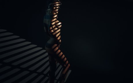 Nicoline Sophie model beautiful img