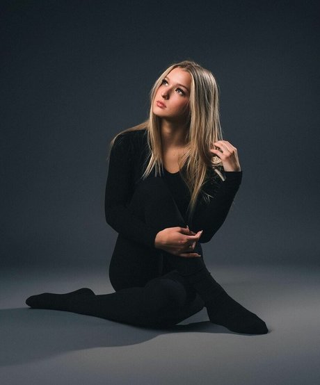 Emma Welyki pornstar hd picture