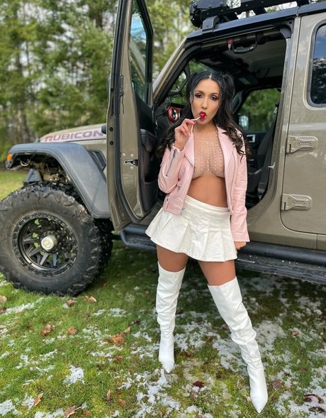 lilibabegirl model nice photo