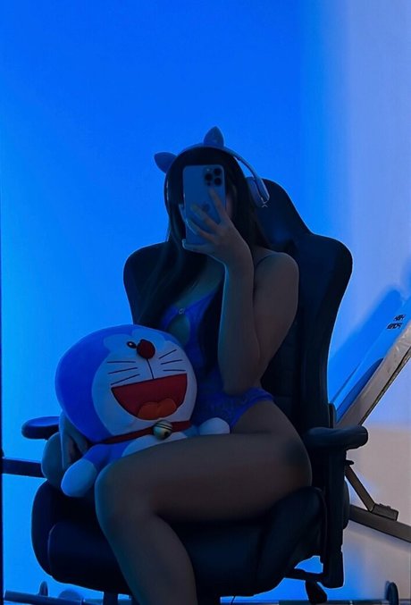 laalemonzz star erotic galleries