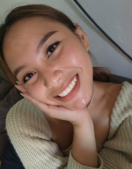 Mona Lisa69x perfect pornstar pics