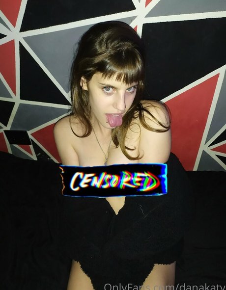 danakaty model free image