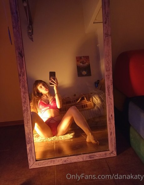 danakaty nude star galleries