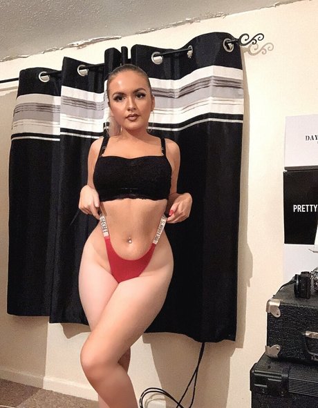 cezel hd actress photo