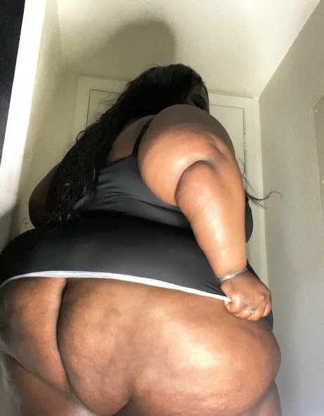 ssbbwerotika model naked galleries