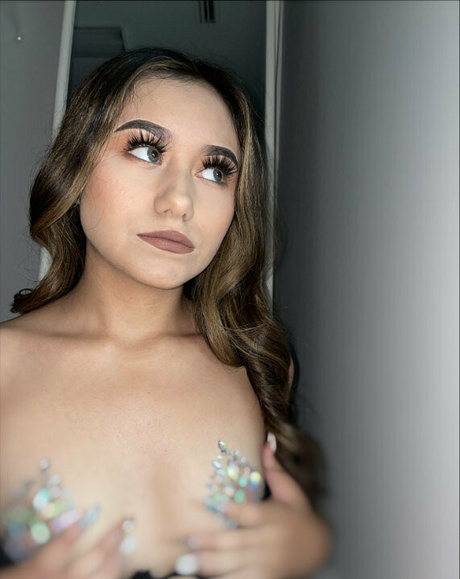 rlunas model pornographic gallery