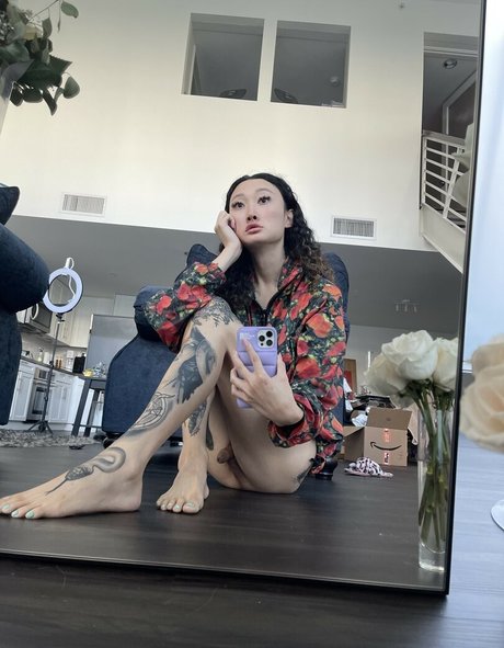 Billie Beaumont naked pornstar photos