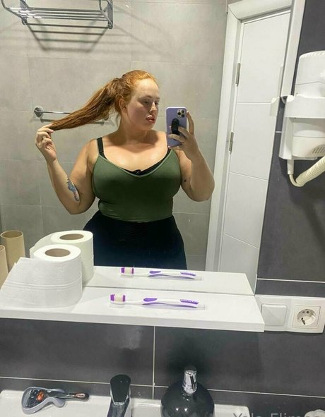 yolaflimes pornographic star img