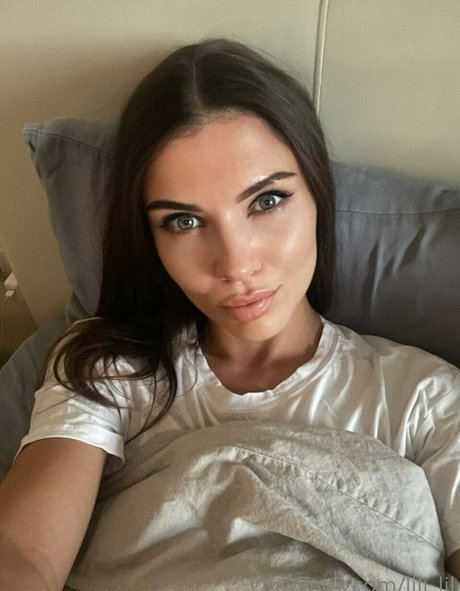 vika ua pornstar nude picture