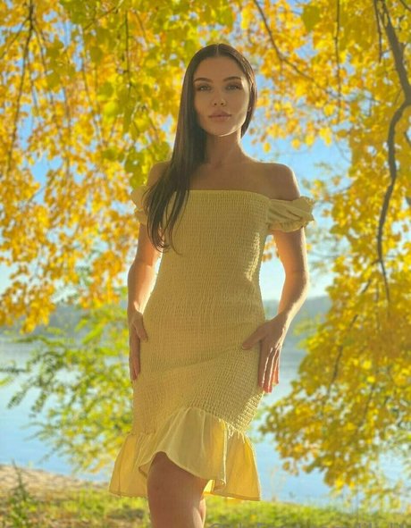 vika ua erotic pornstar image