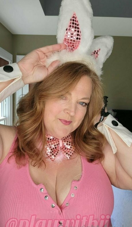 blonde babe onlyfans sexy nude pics