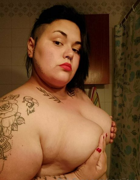 cute asian onlyfans hot naked picture