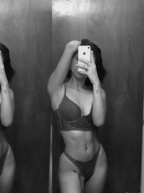 yas diaz19 model nice archive