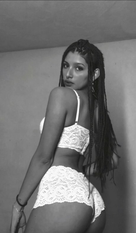 yas diaz19 model art img