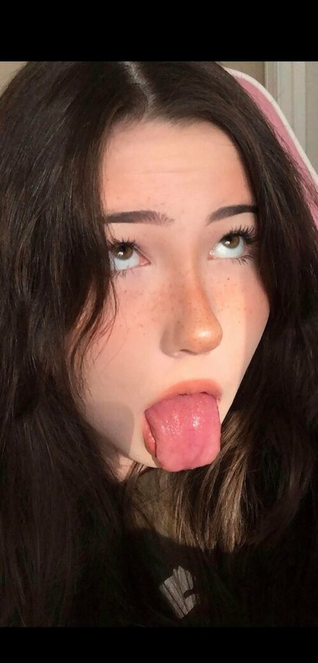 AliciaJade model porn gallery