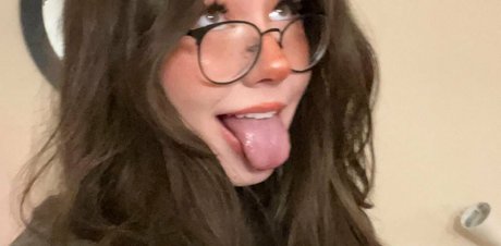 AliciaJade pornstar hd pictures