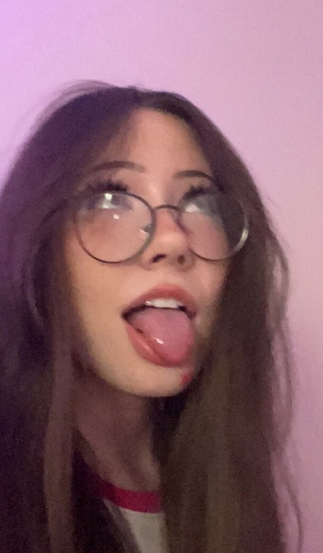 AliciaJade exclusive actress pictures