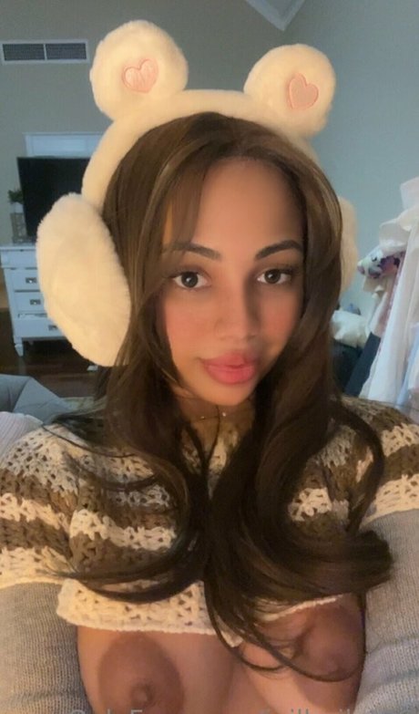 Jailhailet06 exclusive actress photo