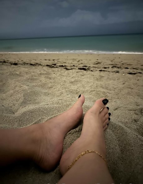 busty solo onlyfans art naked pics