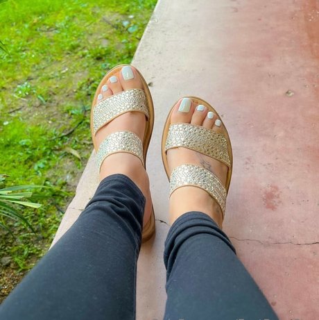 Baby Star beautiful actress pictures