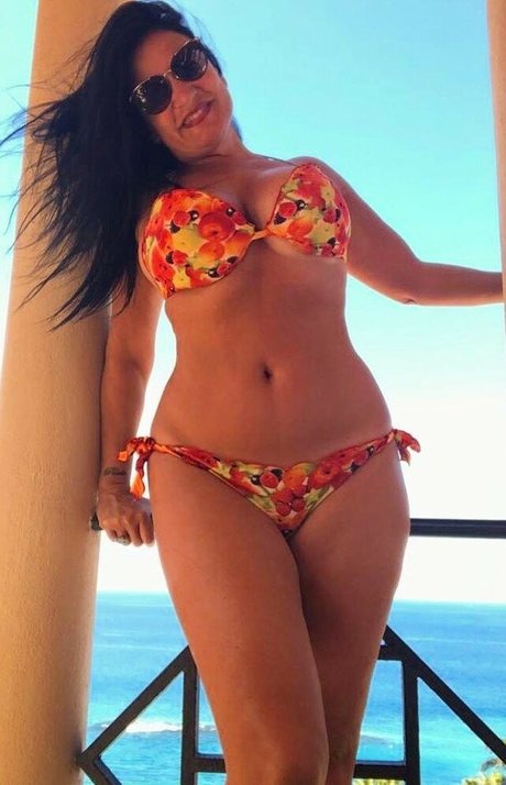 Angela Cavagna adult actress pics