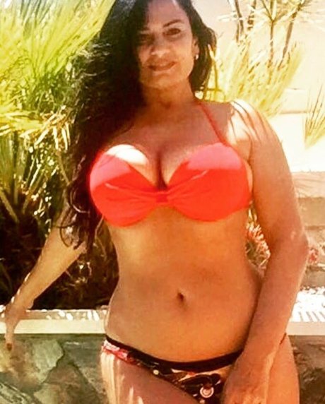 Angela Cavagna erotic model picture