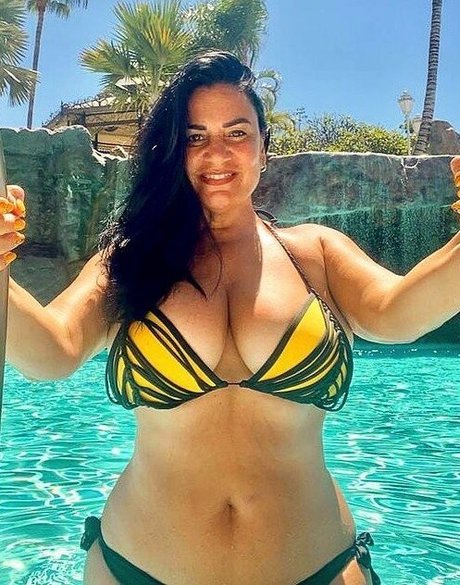 Angela Cavagna hd pornstar archive