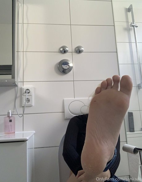 monamixxx pornstar sex photo