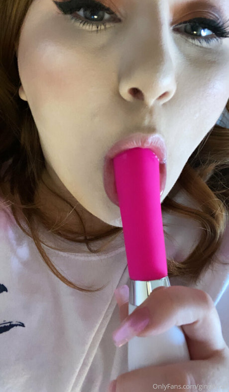 gingerrail nude pornstar pic