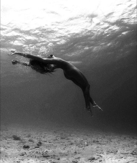 Mollykirky erotic actress image