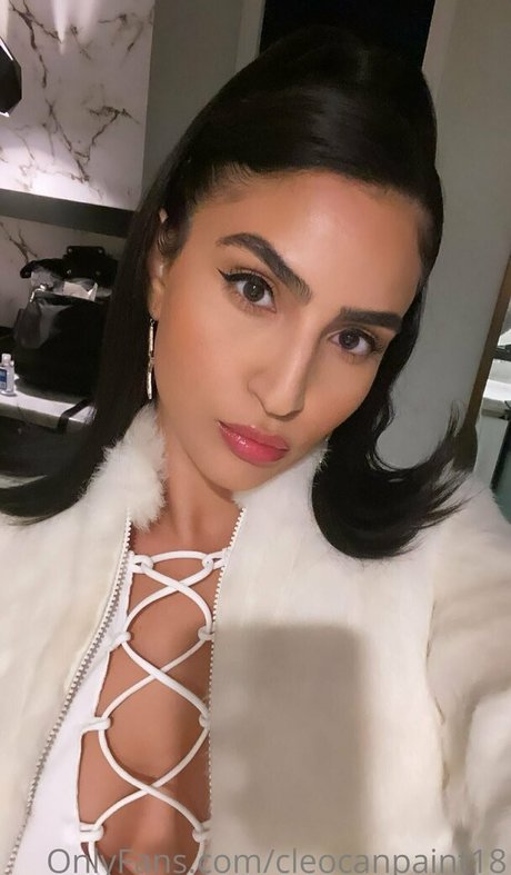 cleopatrateen star top pictures